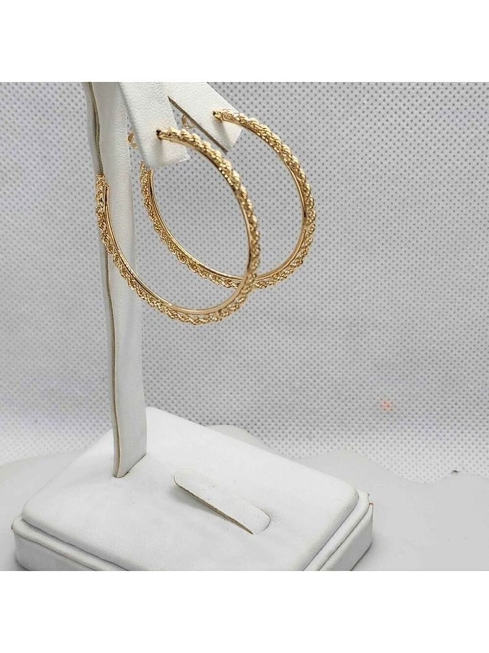 Brand New Brazilian 18k Gold Filled Twist Design Hoops Earrings - Picture 1 of 4